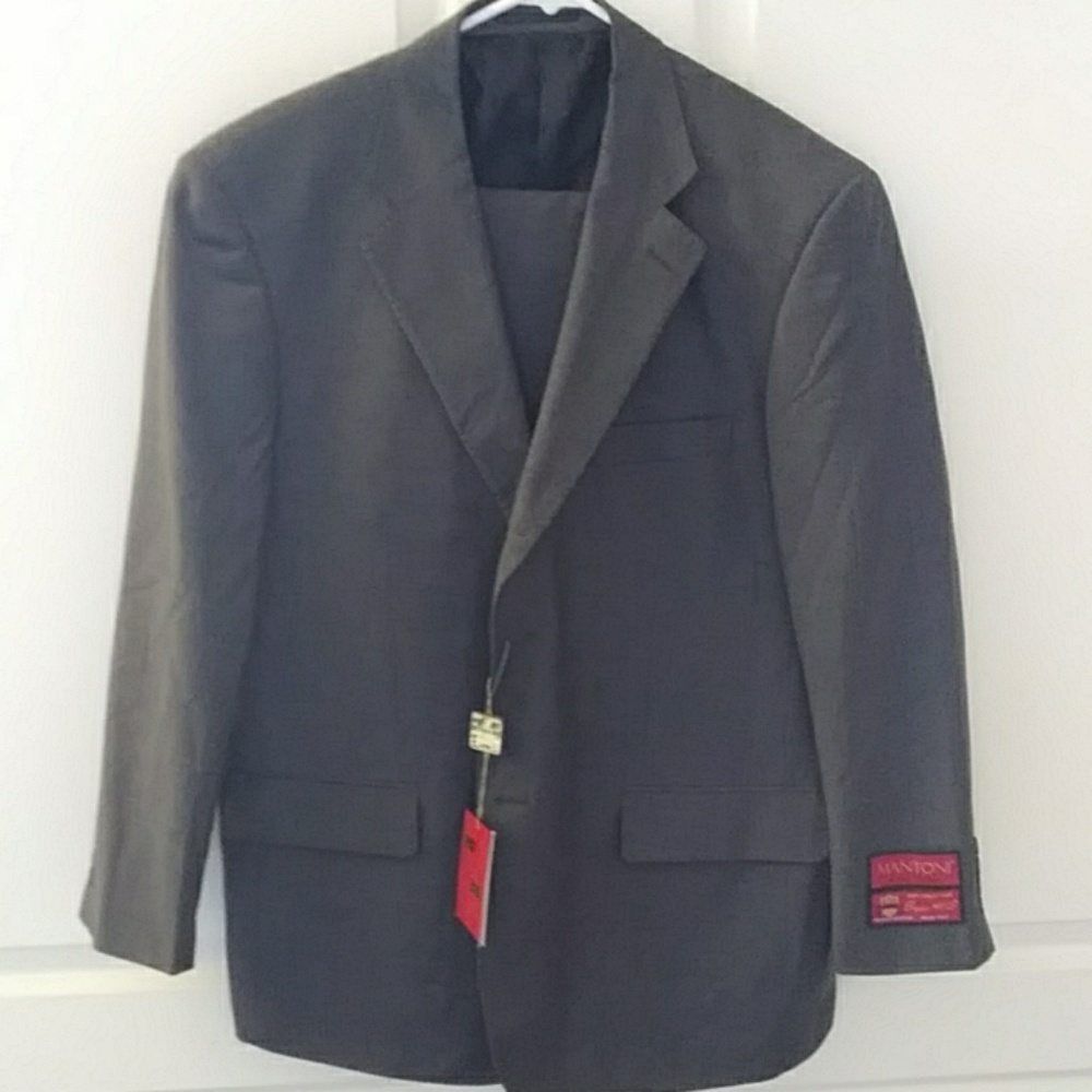 Mantoni Mens Suit